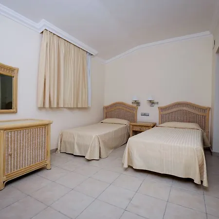 Montjoi By Brava 3*